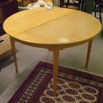 396 7156 DINING TABLE